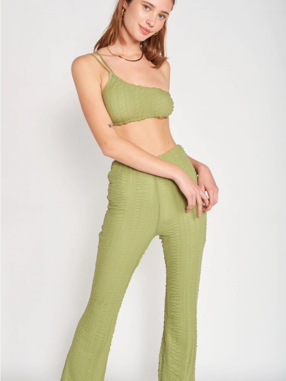 Olive Green Textured High-Waist Wide Leg Pants - Women - Picture 2 of 5